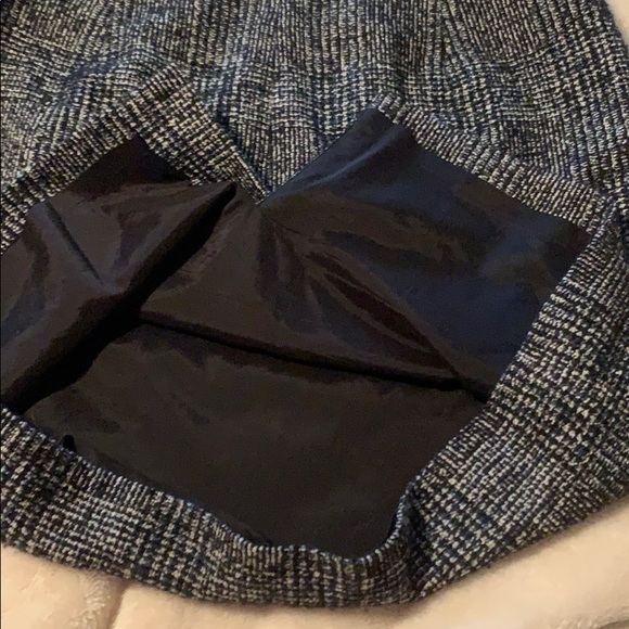 Ann Taylor skirt - Picture 4 of 8